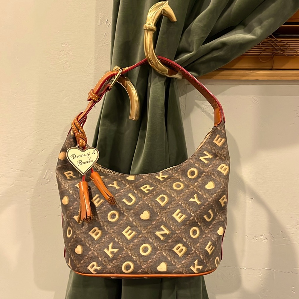 NWT Dooney & Bourke Bucket Bag